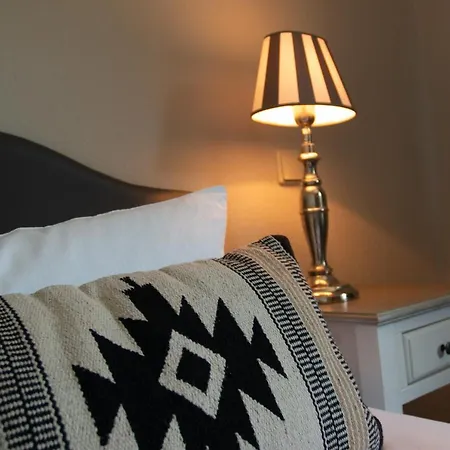 Gaestehaus Warsteiner Welt Отель 3*