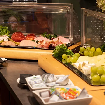 מלון Gaestehaus Warsteiner Welt