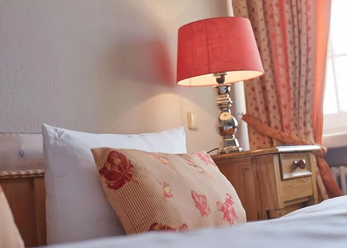 Gaestehaus Warsteiner Welt 酒店 瓦尔施泰因